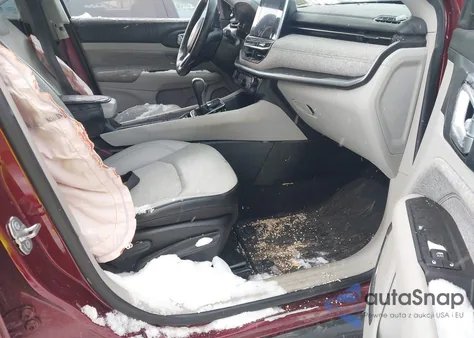 2022 Jeep Compass Latitude 4X4 z USA, uszkodzony, nr VIN 3C4NJDBB7NT102432